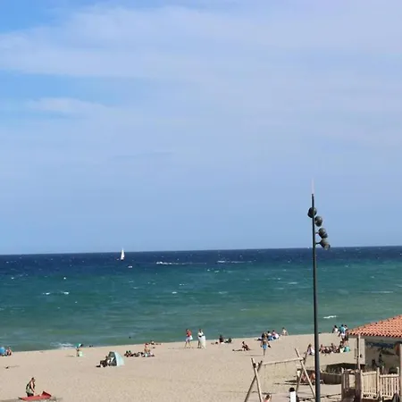 250m From The Sea At St Cyprien Casa vacanze